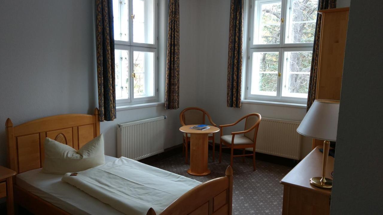 Lindenhof / Gastehaus An Der Teufelsmauer Hotel Thale Luaran gambar