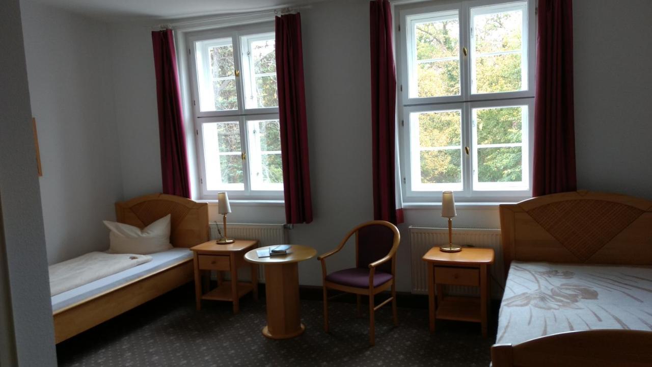Lindenhof / Gastehaus An Der Teufelsmauer Hotel Thale Luaran gambar